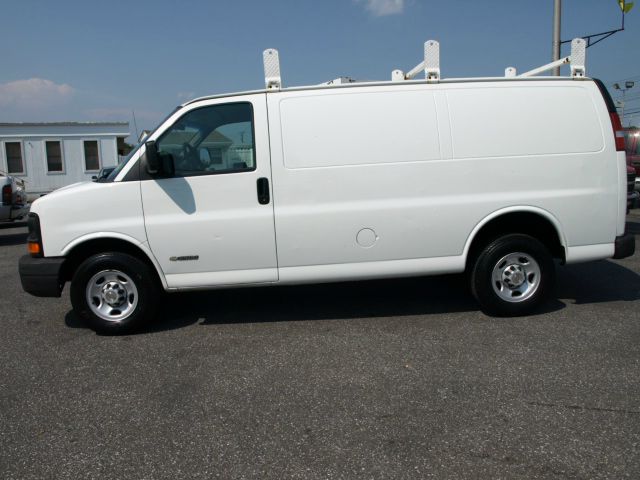 2004 Chevrolet Express Coupe 4D