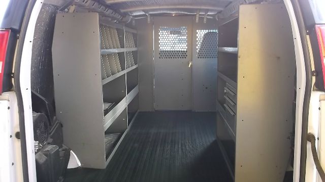 2004 Chevrolet Express CE 1.8