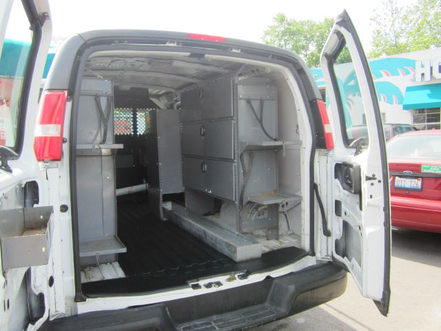 2004 Chevrolet Express Coupe 4D