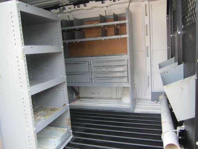 2004 Chevrolet Express Coupe 4D