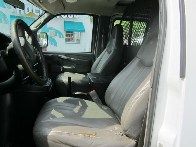 2004 Chevrolet Express Coupe 4D