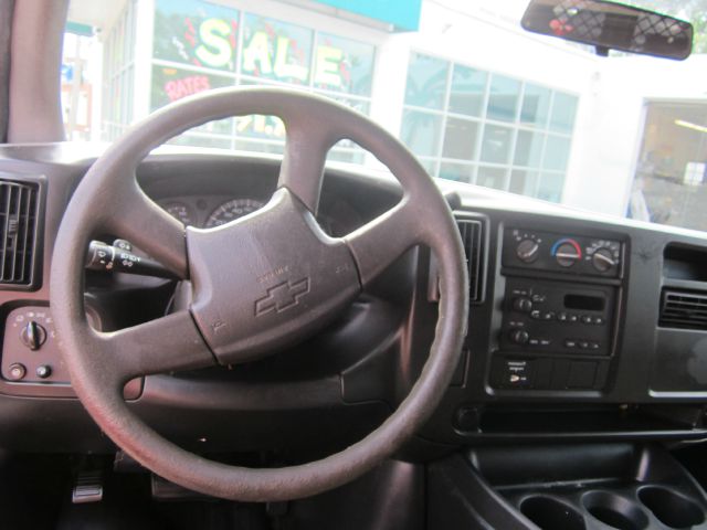 2004 Chevrolet Express Coupe 4D