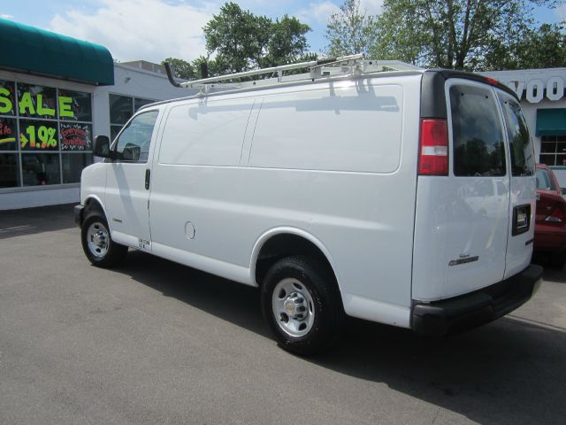 2004 Chevrolet Express Coupe 4D