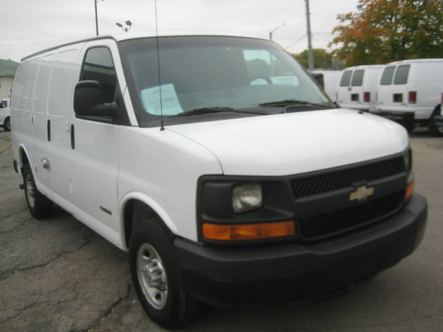 2004 Chevrolet Express Coupe 4D