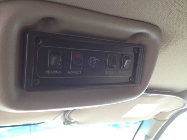 2004 Chevrolet Express Lariat, Diesel, 4x4finance