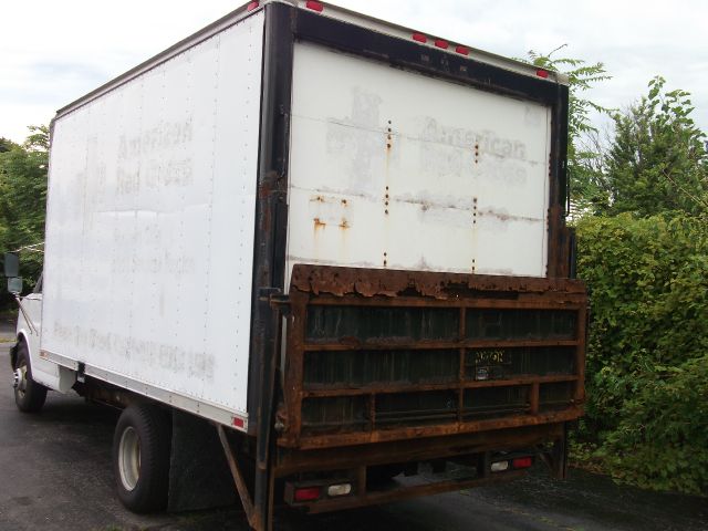 2004 Chevrolet Express 1.8T Cabriolet