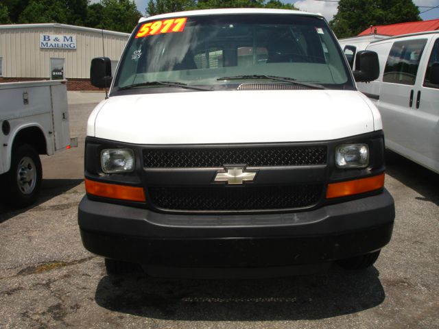 2004 Chevrolet Express Coupe 4D