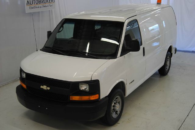 2004 Chevrolet Express Coupe 4D