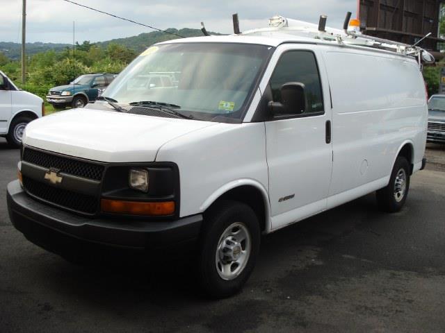 2004 Chevrolet Express AWD 3LT