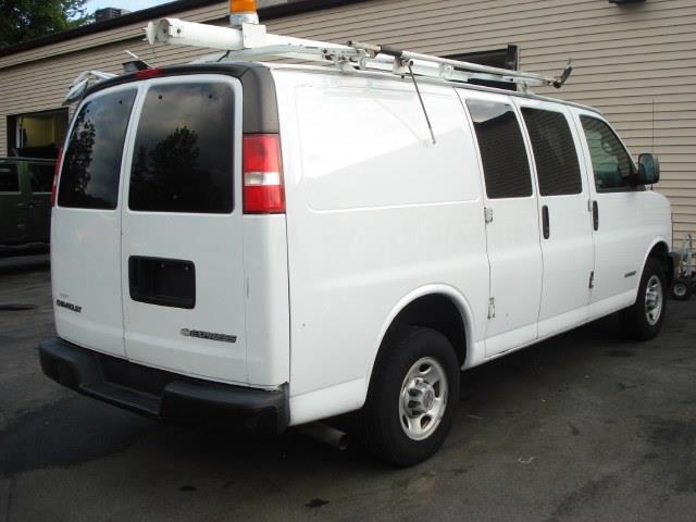 2004 Chevrolet Express AWD 3LT
