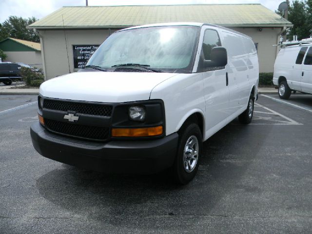 2004 Chevrolet Express 750i 4dr Sdn