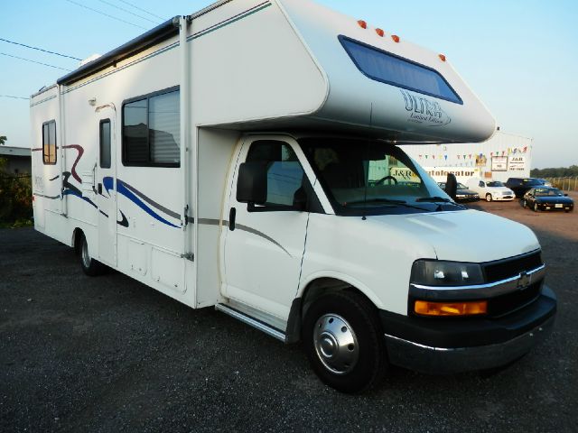 2005 Chevrolet Express 1.8T Cabriolet