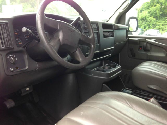 2005 Chevrolet Express Coupe 4D