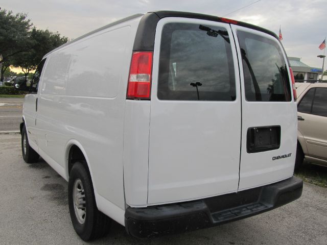 2005 Chevrolet Express Coupe 4D