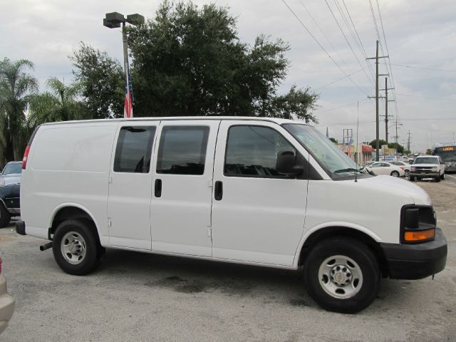 2005 Chevrolet Express Coupe 4D