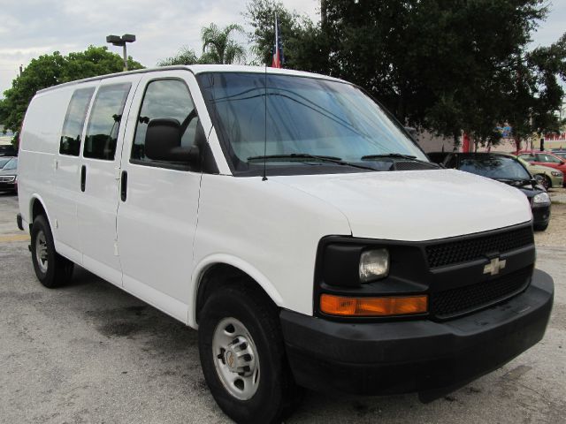 2005 Chevrolet Express Coupe 4D