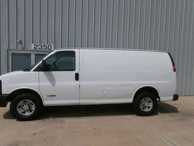 2005 Chevrolet Express Coupe 4D