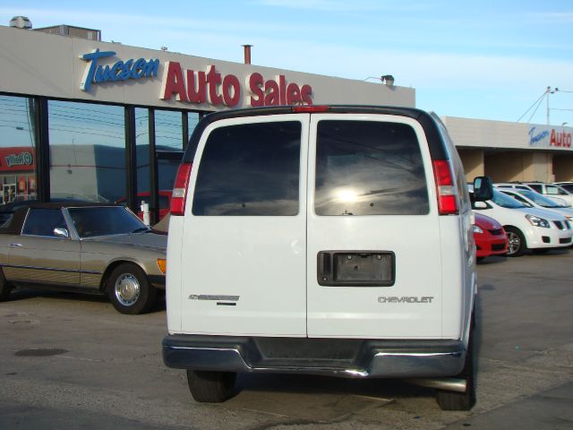2005 Chevrolet Express Ls/5.3l/3rd ROW