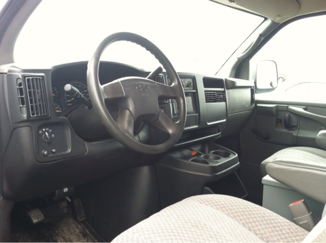 2005 Chevrolet Express Coupe 4D