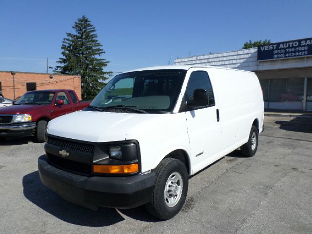 2005 Chevrolet Express Coupe 4D