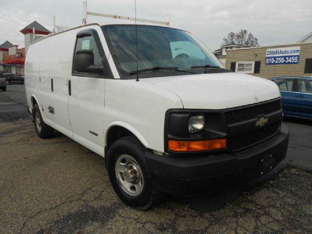 2005 Chevrolet Express Coupe 4D