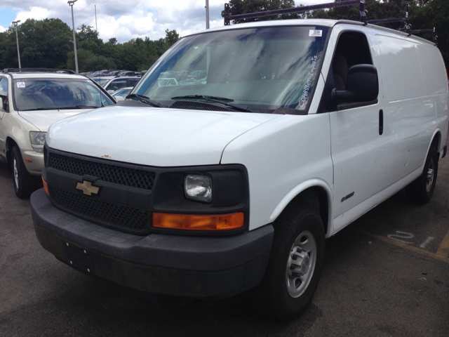 2005 Chevrolet Express Coupe 4D