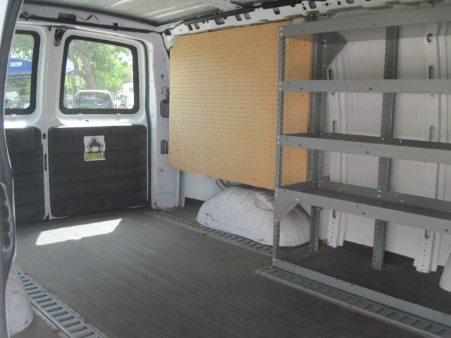 2005 Chevrolet Express REG WB