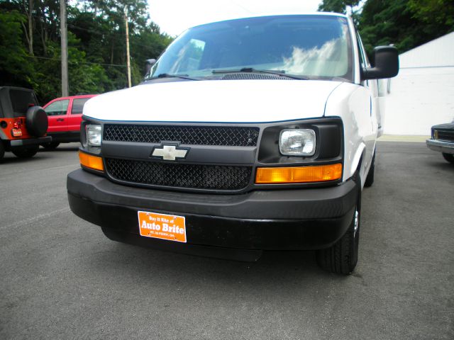 2005 Chevrolet Express REG WB