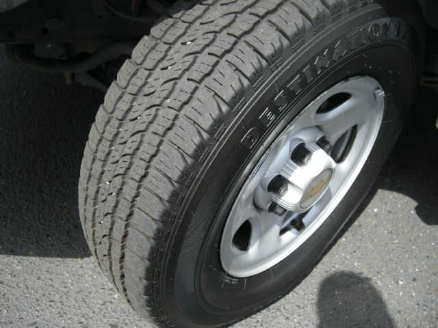 2005 Chevrolet Express Base Silverado