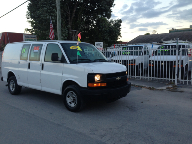 2005 Chevrolet Express Coupe 4D