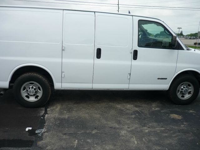 2006 Chevrolet Express Coupe 4D