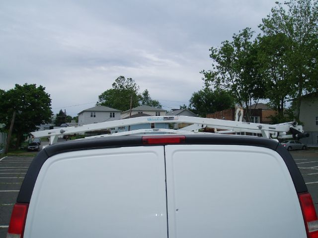 2006 Chevrolet Express Coupe 4D