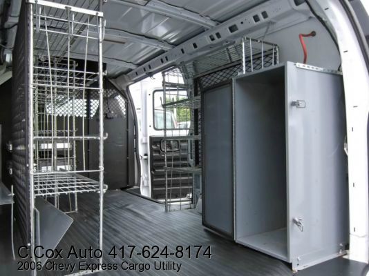 2006 Chevrolet Express 750i 4dr Sdn