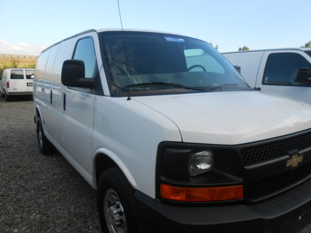 2006 Chevrolet Express Coupe 4D