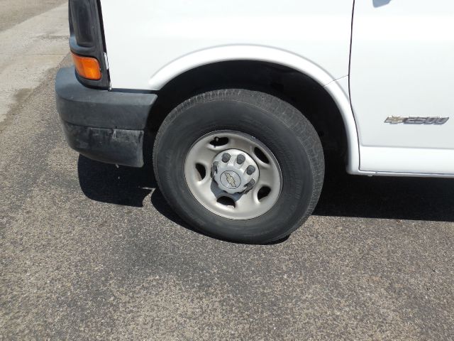 2006 Chevrolet Express Coupe 4D