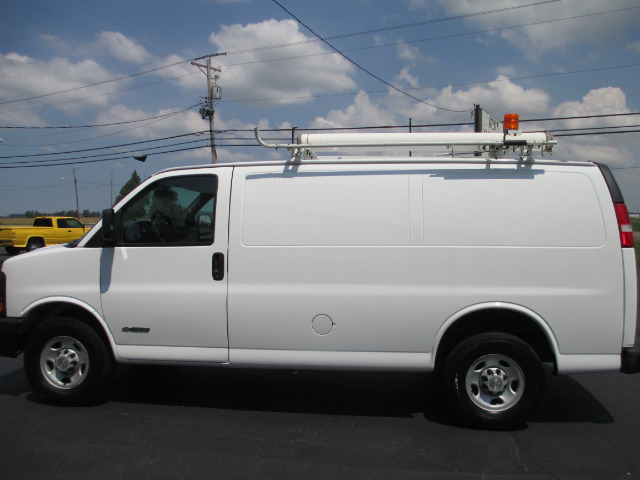2006 Chevrolet Express Coupe 4D