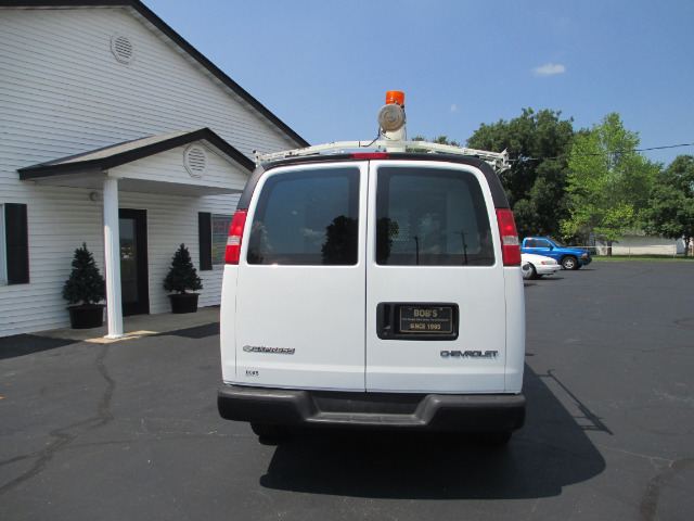 2006 Chevrolet Express Coupe 4D
