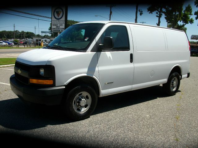 2006 Chevrolet Express REG WB