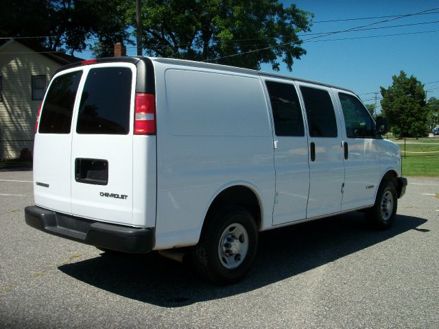 2006 Chevrolet Express REG WB