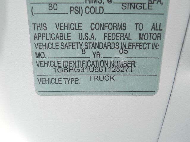 2006 Chevrolet Express 4dr Sdn Touring Signature RWD Sedan