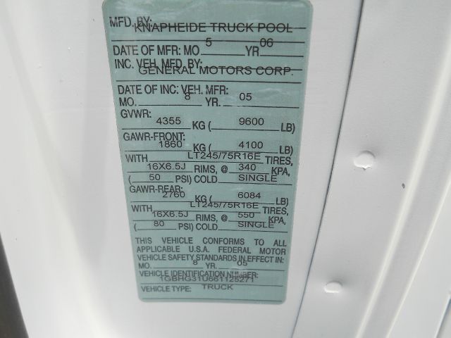 2006 Chevrolet Express 4dr Sdn Touring Signature RWD Sedan