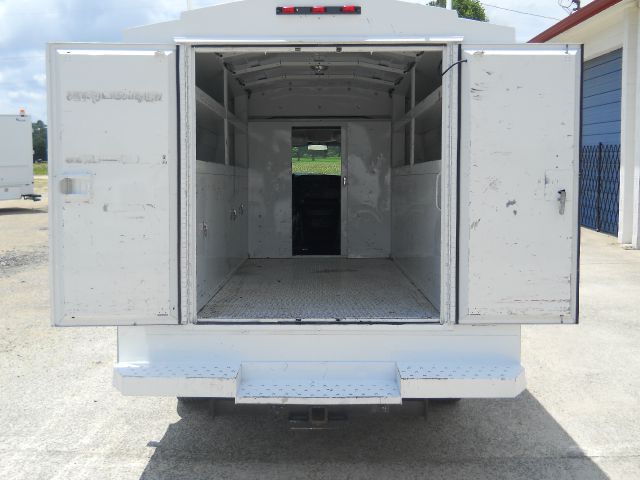 2006 Chevrolet Express 4dr Sdn Touring Signature RWD Sedan