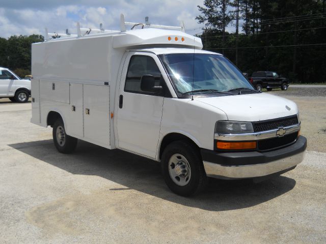 2006 Chevrolet Express 4dr Sdn Touring Signature RWD Sedan