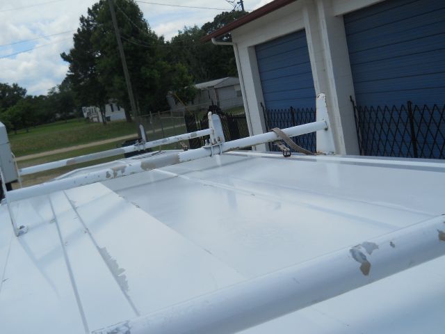 2006 Chevrolet Express 4dr Sdn Touring Signature RWD Sedan