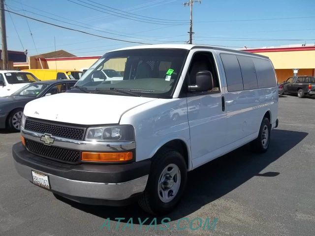 2006 Chevrolet Express 750i 4dr Sdn