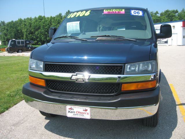 2006 Chevrolet Express Ls/5.3l/3rd ROW