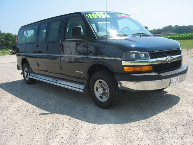 2006 Chevrolet Express Ls/5.3l/3rd ROW