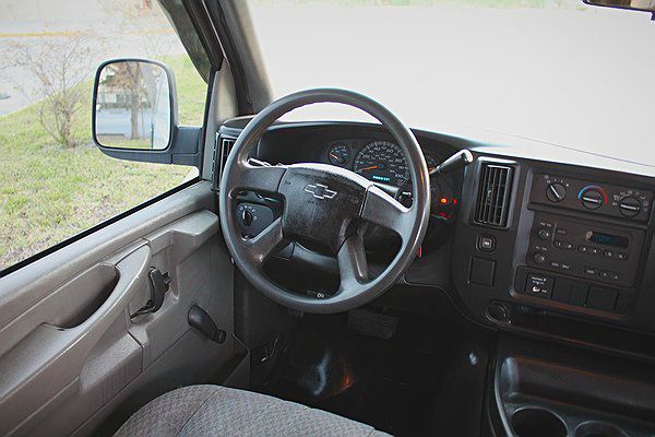 2006 Chevrolet Express REG WB
