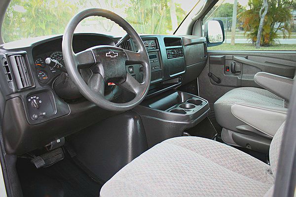 2006 Chevrolet Express REG WB