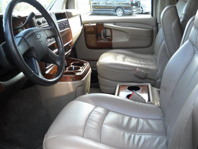 2006 Chevrolet Express Z71- 4X4